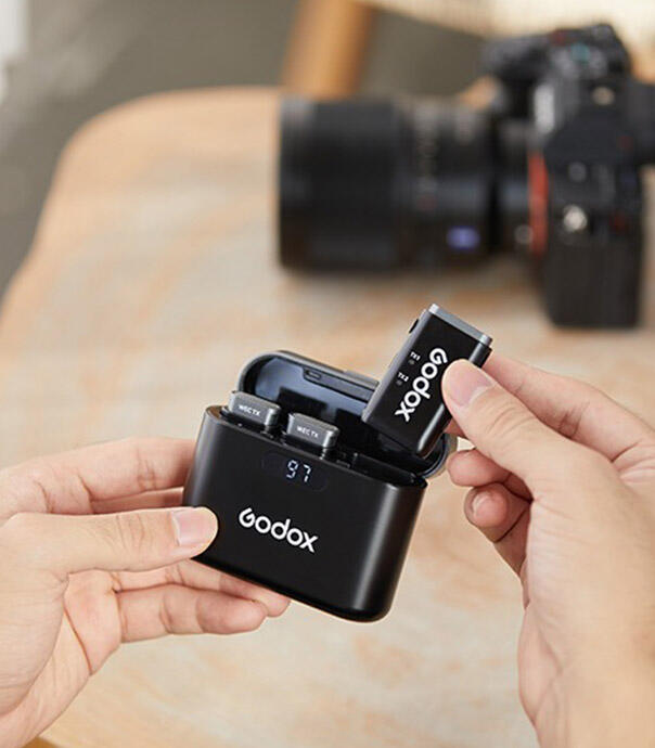 میکروفون بی‌سیم دو کاناله GODOX WEC Kit2