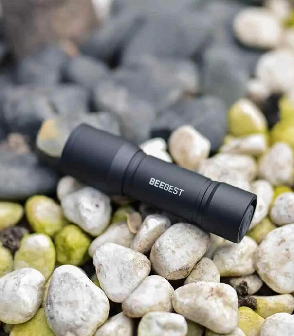 چراغ قوه شیائومی مدل Beebest Portable F1